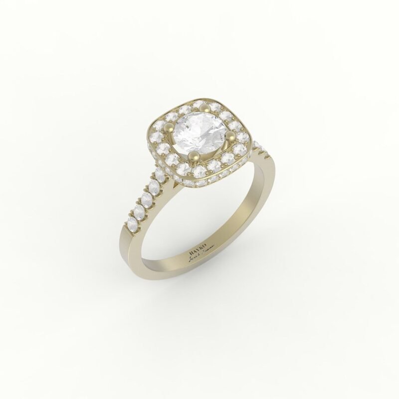 Gouden ring met brilliante diamant, omringd met diamanten.