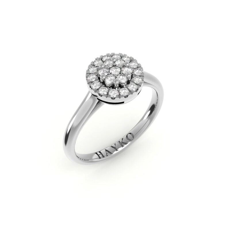 Ronde witgouden verlovingsring gezet met diamanten.
