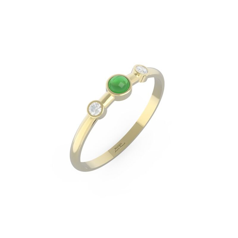 Gouden verlovingsring met Smaragd cabuchon en ronde diamanten.