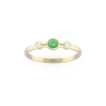 Gouden verlovingsring met Smaragd cabuchon en ronde diamanten.